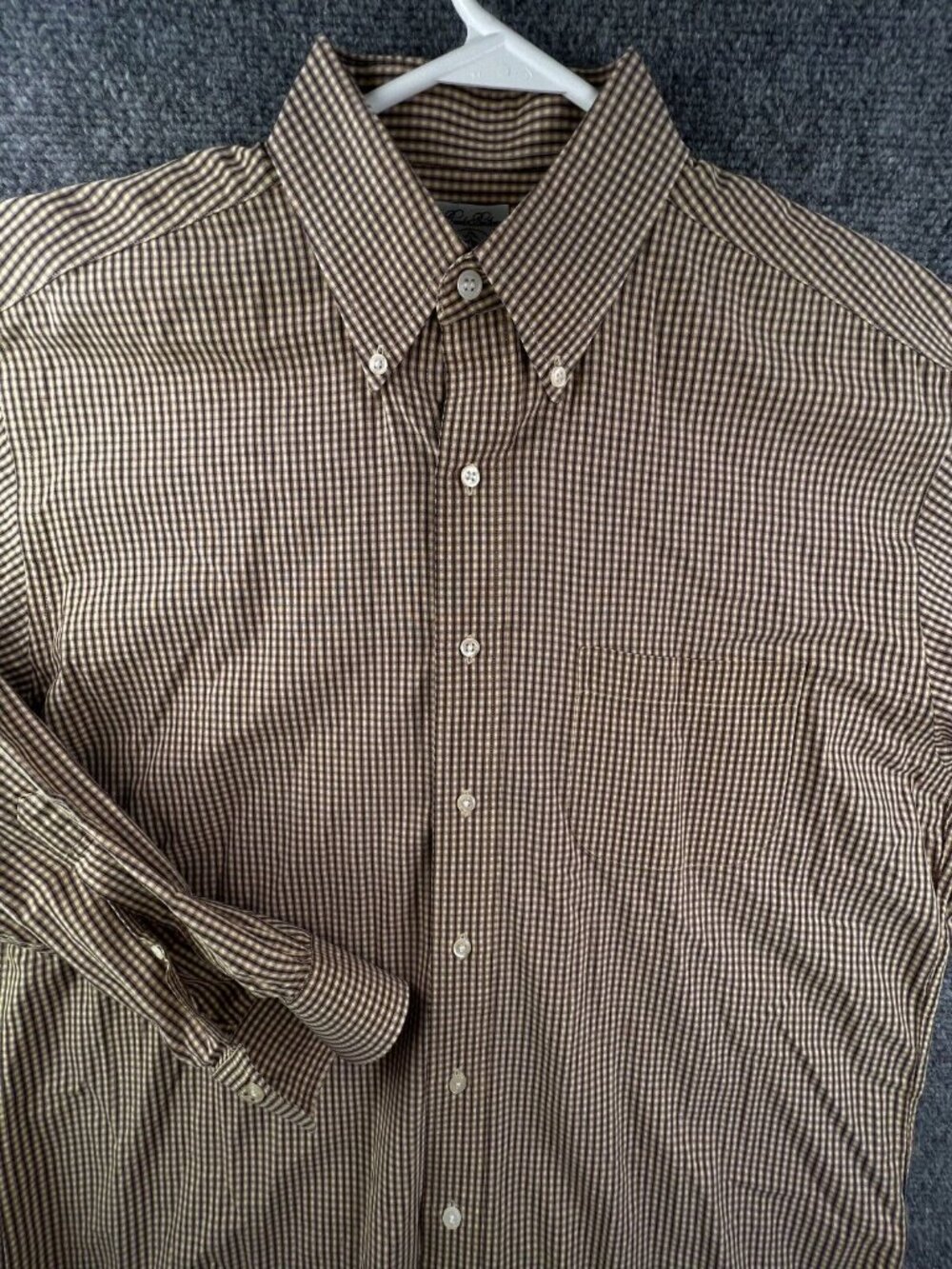 Brooks Brothers Sport Shirt Men’s Button Up Shirt Long Sleeve Medium Beige Check